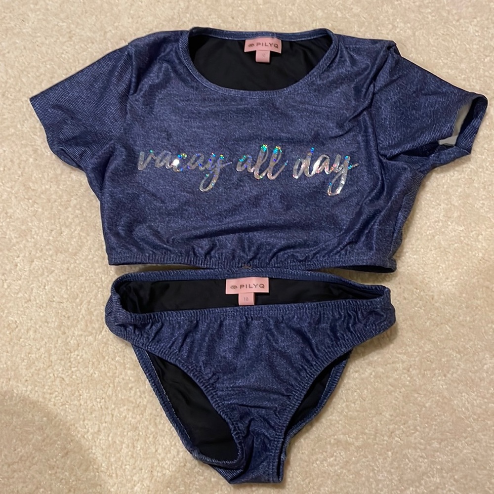 Pilyq swim size 10, 8